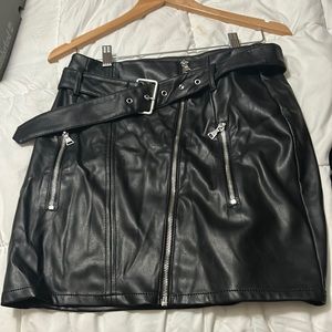 Black leather mini skirt - Express